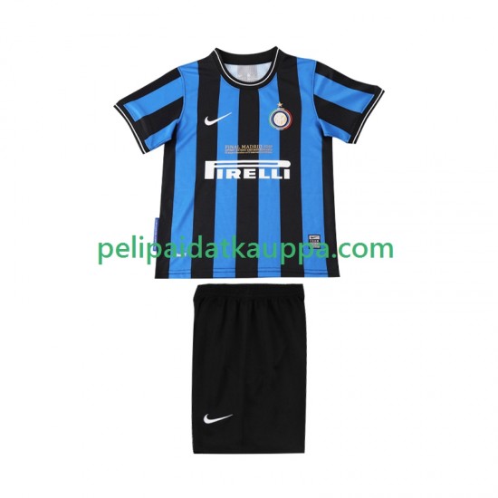 Inter Milan 2009 Retro Koti Fanipelipaita (Lasten) 2010 Lyhythihainen Inter Milan 2009 Retro Koti Fanipelipaita (Lasten) 2010 Lyhythihainen