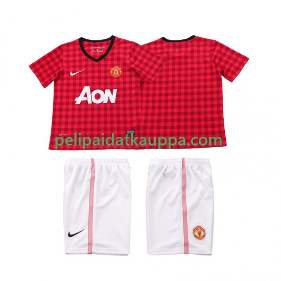 Manchester United 2012 2013 Retro Koti Fanipelipaita (Lasten) Lyhythihainen Manchester United 2012 2013 Retro Koti Fanipelipaita (Lasten) Lyhythihainen