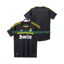 Real Madrid 2012 Maalivahdin Retro Vieras Fanipelipaita (Miehet) 2011 Lyhythihainen