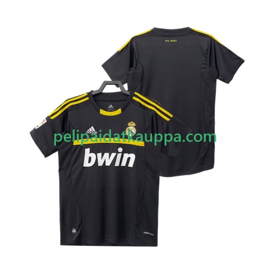 Real Madrid 2012 Maalivahdin Retro Vieras Fanipelipaita (Miehet) 2011 Lyhythihainen