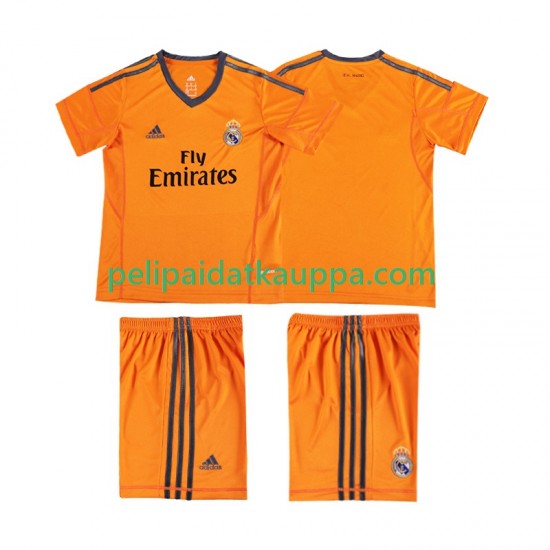 Real Madrid 2013 2014 Retro Kolmas Fanipelipaita (Lasten) Lyhythihainen Real Madrid 2013 2014 Retro Kolmas Fanipelipaita (Lasten) Lyhythihainen