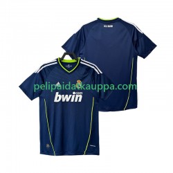 Real Madrid Retro Vieras Fanipelipaita (Miehet) 2011 2010 Lyhythihainen