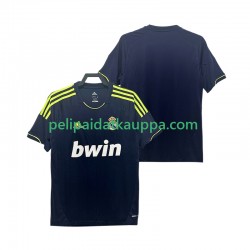 Real Madrid 2012 2013 Retro Vieras Fanipelipaita (Miehet) Lyhythihainen