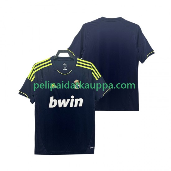 Real Madrid 2012 2013 Retro Vieras Fanipelipaita (Miehet) Lyhythihainen