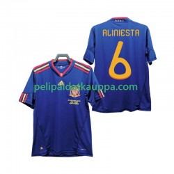 Espanja Andres Iniesta 6 Retro Vieras Fanipelipaita (Miehet) 2010 Lyhythihainen