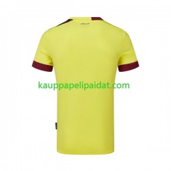 Burnley Vieras Fanipelipaita (Miehet) 2023-2024 Lyhythihainen