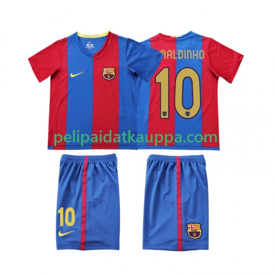 FC Barcelona RONALDINHO 10 2007 Retro Koti Fanipelipaita (Lasten) 2006 Lyhythihainen FC Barcelona RONALDINHO 10 2007 Retro Koti Fanipelipaita (Lasten) 2006 Lyhythihainen
