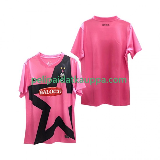 Juventus -2012 Retro Vieras Fanipelipaita (Miehet) 2011 Lyhythihainen Juventus -2012 Retro Vieras Fanipelipaita (Miehet) 2011 Lyhythihainen