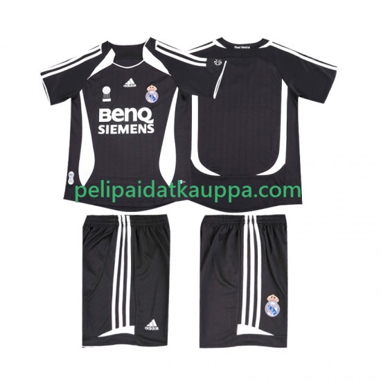 Real Madrid 2007 Retro Vieras Fanipelipaita (Lasten) 2006 Lyhythihainen Real Madrid 2007 Retro Vieras Fanipelipaita (Lasten) 2006 Lyhythihainen