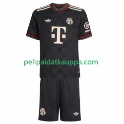 FC Bayern München Kolmas Fanipelipaita (Lasten) 2025-2026 Lyhythihainen FC Bayern München Kolmas Fanipelipaita (Lasten) 2025-2026 Lyhythihainen