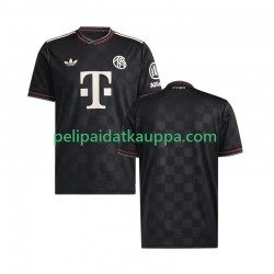 FC Bayern München Kolmas Fanipelipaita (Miehet) 2025-2026 Lyhythihainen FC Bayern München Kolmas Fanipelipaita (Miehet) 2025-2026 Lyhythihainen