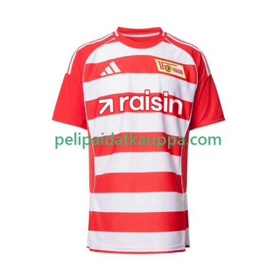 Union Berlin Koti Fanipelipaita (Miehet) 2025-2026 Lyhythihainen Union Berlin Koti Fanipelipaita (Miehet) 2025-2026 Lyhythihainen