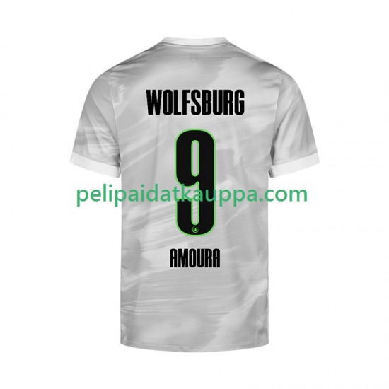 VfL Wolfsburg Mohamed Amoura 9 Vieras Fanipelipaita (Miehet) 2025-2026 Lyhythihainen VfL Wolfsburg Mohamed Amoura 9 Vieras Fanipelipaita (Miehet) 2025-2026 Lyhythihainen