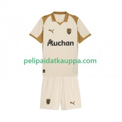 RC Lens Kolmas Fanipelipaita (Lasten) 2025-2026 Lyhythihainen RC Lens Kolmas Fanipelipaita (Lasten) 2025-2026 Lyhythihainen