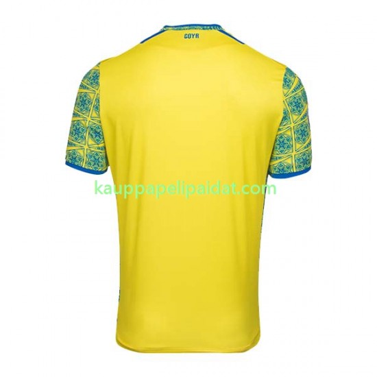 Nottingham Forest Vieras Fanipelipaita (Miehet) 2022-2023 Lyhythihainen